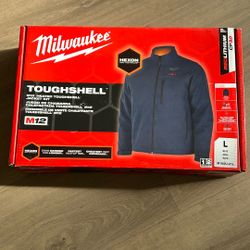Milwaukee M 12 Heated Tough shell Jacket. Kit  Model. M100U-21L