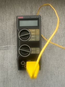 Keithley 870 Digital Thermometer