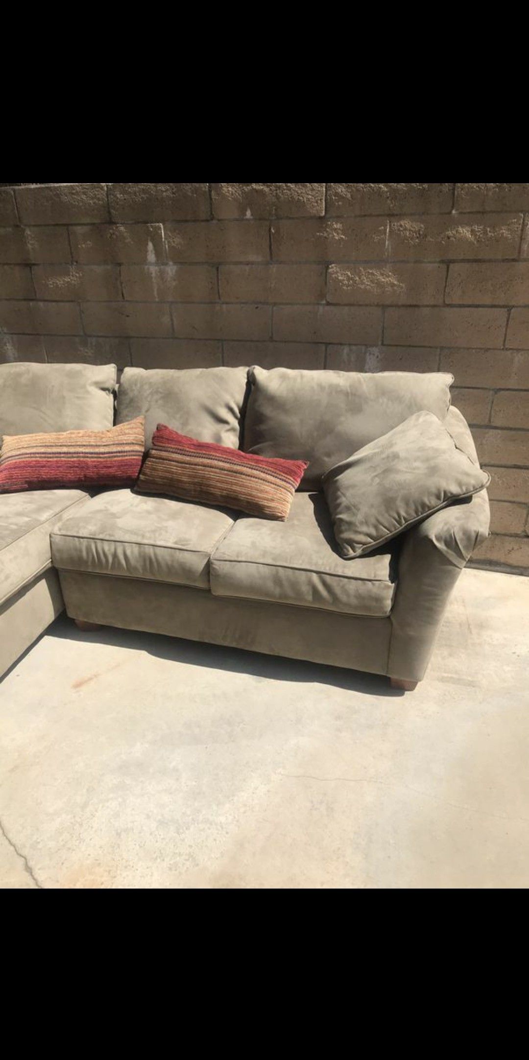 Sectional couch sofa - delivery negotiable