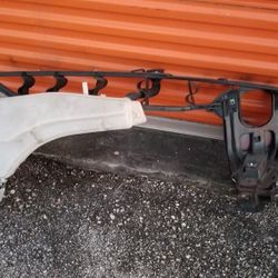 2009-2014 BMW x6 Passenger Fender Bracket/washer Reservoir Bottle