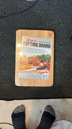 Rogan’s cutting board