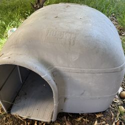 Husky Dog House Large 