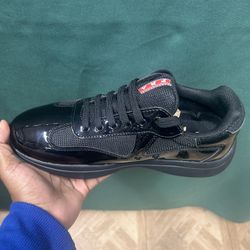 Black Size 9