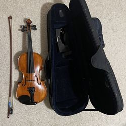 1/2 size Franz Hoffmann Danube Violin with case and bow