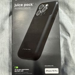 iPhone 15 Pro Charging Case