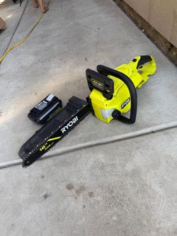 RYOBI
40V HP Brushless 16 in. Battery Cordless Electric Chainsaw (1) Bateria  de 4 ah no cargador
