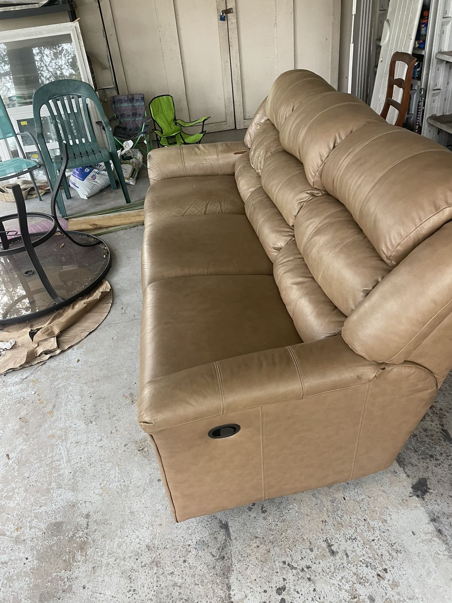 Leather Couch With Reclining Seats