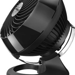 Vornado 460 Whole Room Air Circulator, Small Fan with 3 Speeds, Adjustable Tilt, Easy to Clean, Moves Air 70 Feet, Quiet Fan for Home, Office, Bedroom