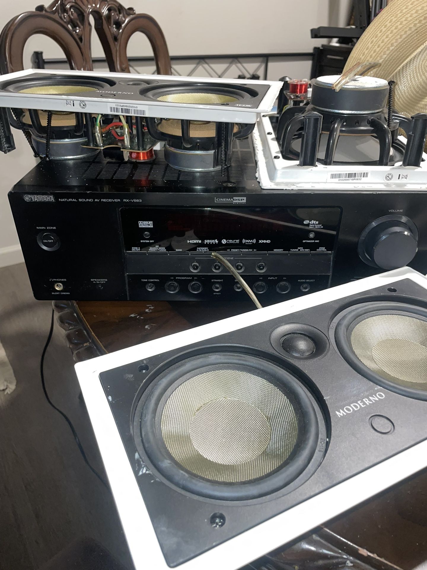 Yamaha RX-V563 With Sonance Moderno In Wall Speakers & Subwoofer