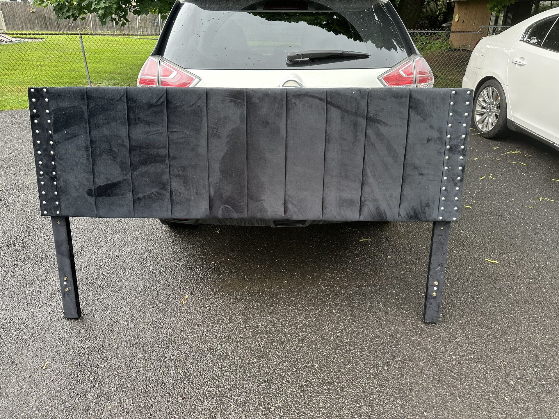 King Bed Frame And Boxspring