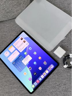 Apple iPad Pro 13-inch M4 chip!! 512GB SSD!!! Space black WiFi! Brand new! Retail $1630 asking $1275!!