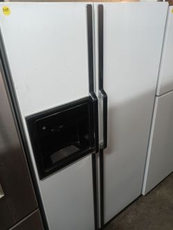 GE white side by side refrigerator - Free delivery