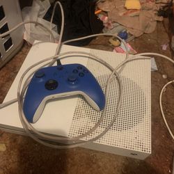 Xbox one s -used 
