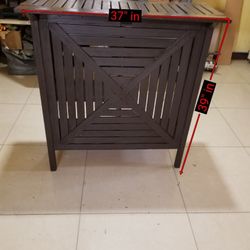 Small Bar With 2 Stools