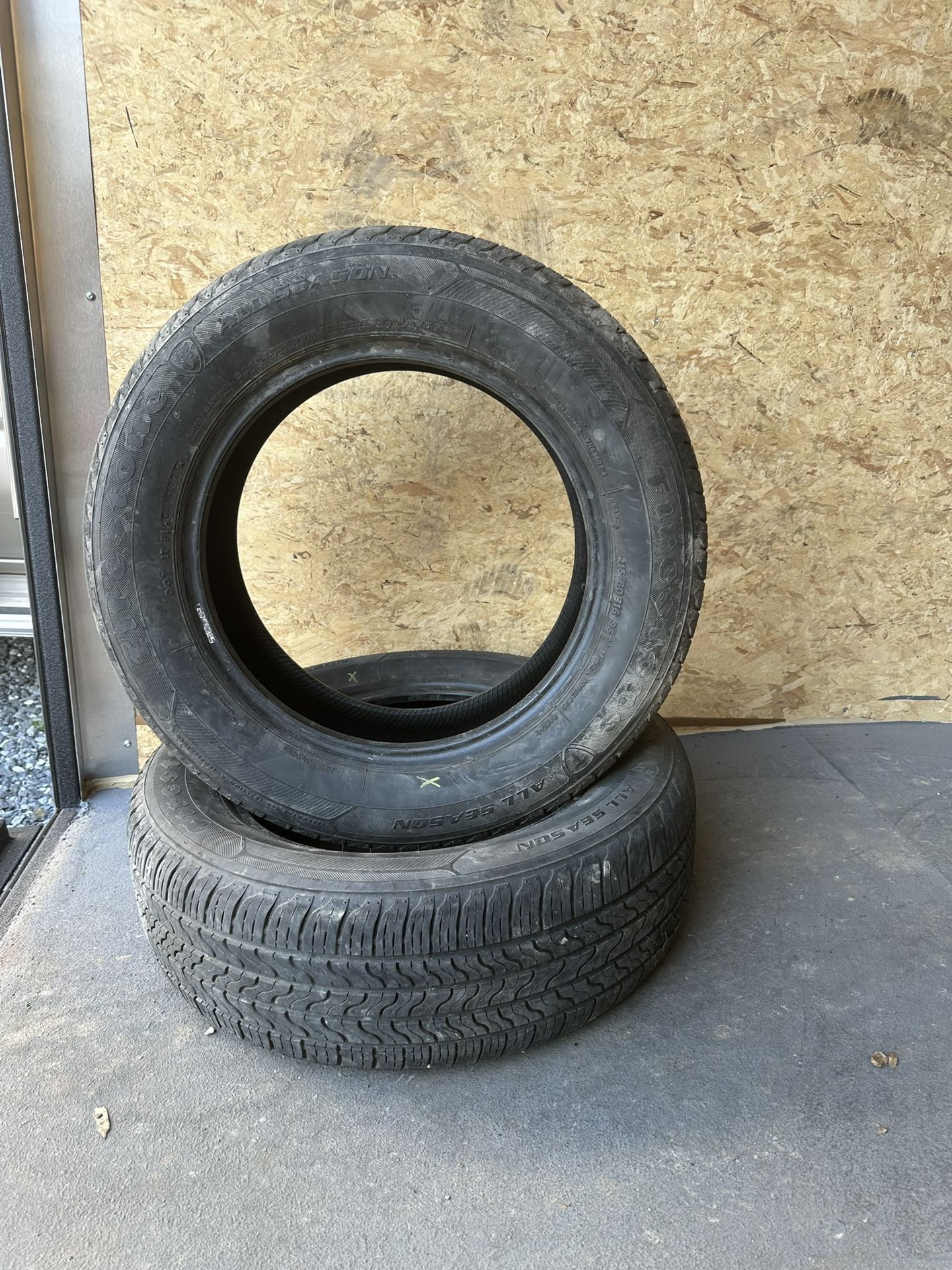 Firestone All season 215/60/16