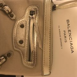 Balenciaga 30$