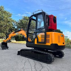 WHOLESALE PRICE BRAND NEW 3.5T MINI EXCAVATOR Kubota Engine 