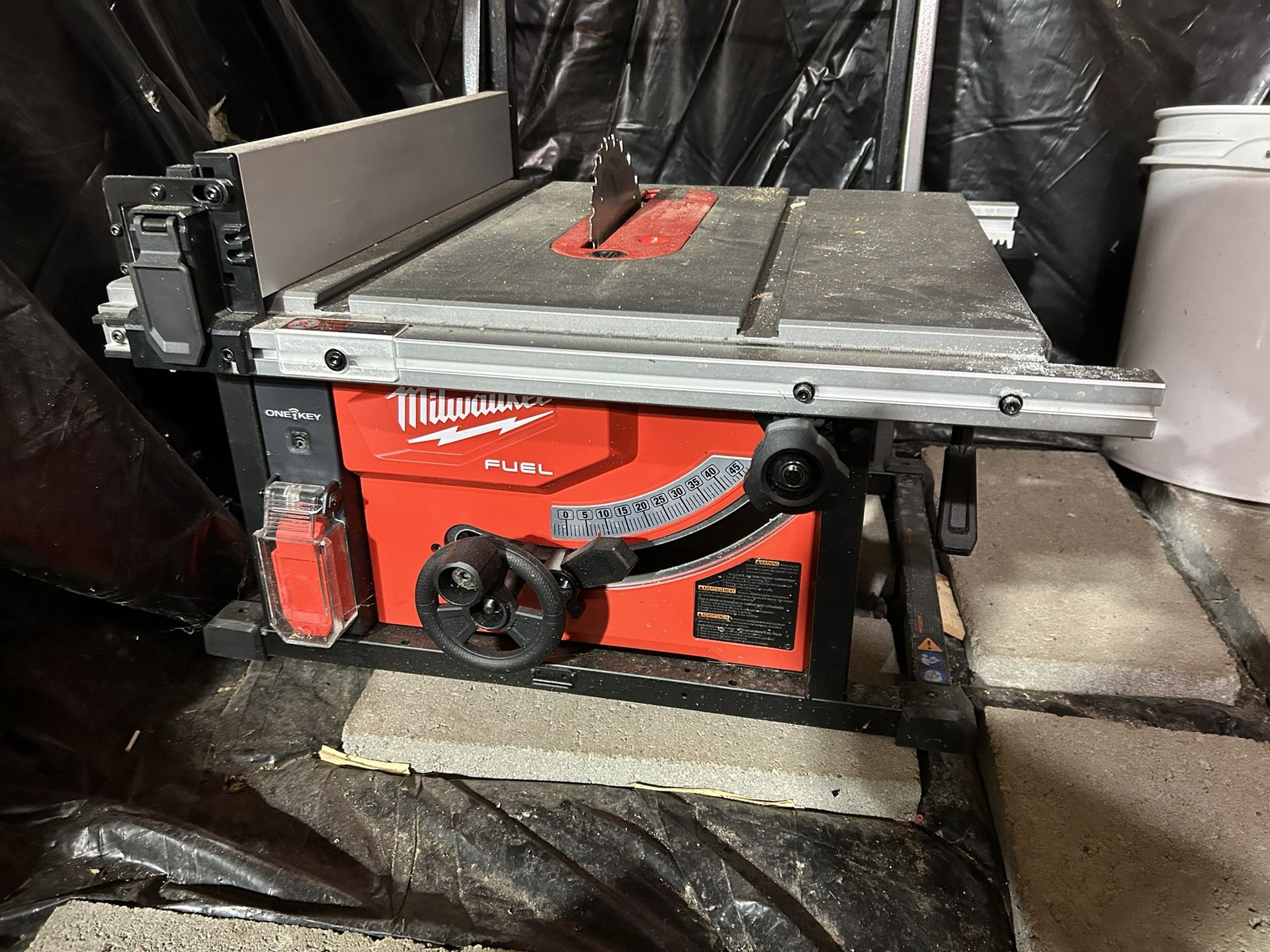 Milwaukee Table Saw