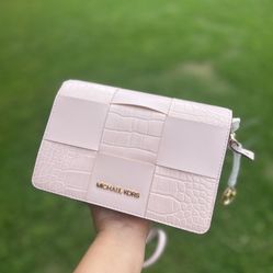 Michael Kors Mercer Crossbody Bag
