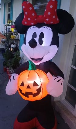 Rare Halloween Minnie Mouse Holding Pumpkin 5 Ft Inflatable Lights Up 2019