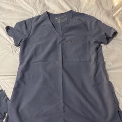 Figs Set:  Sizes XXS Top And XXS/P Bottoms