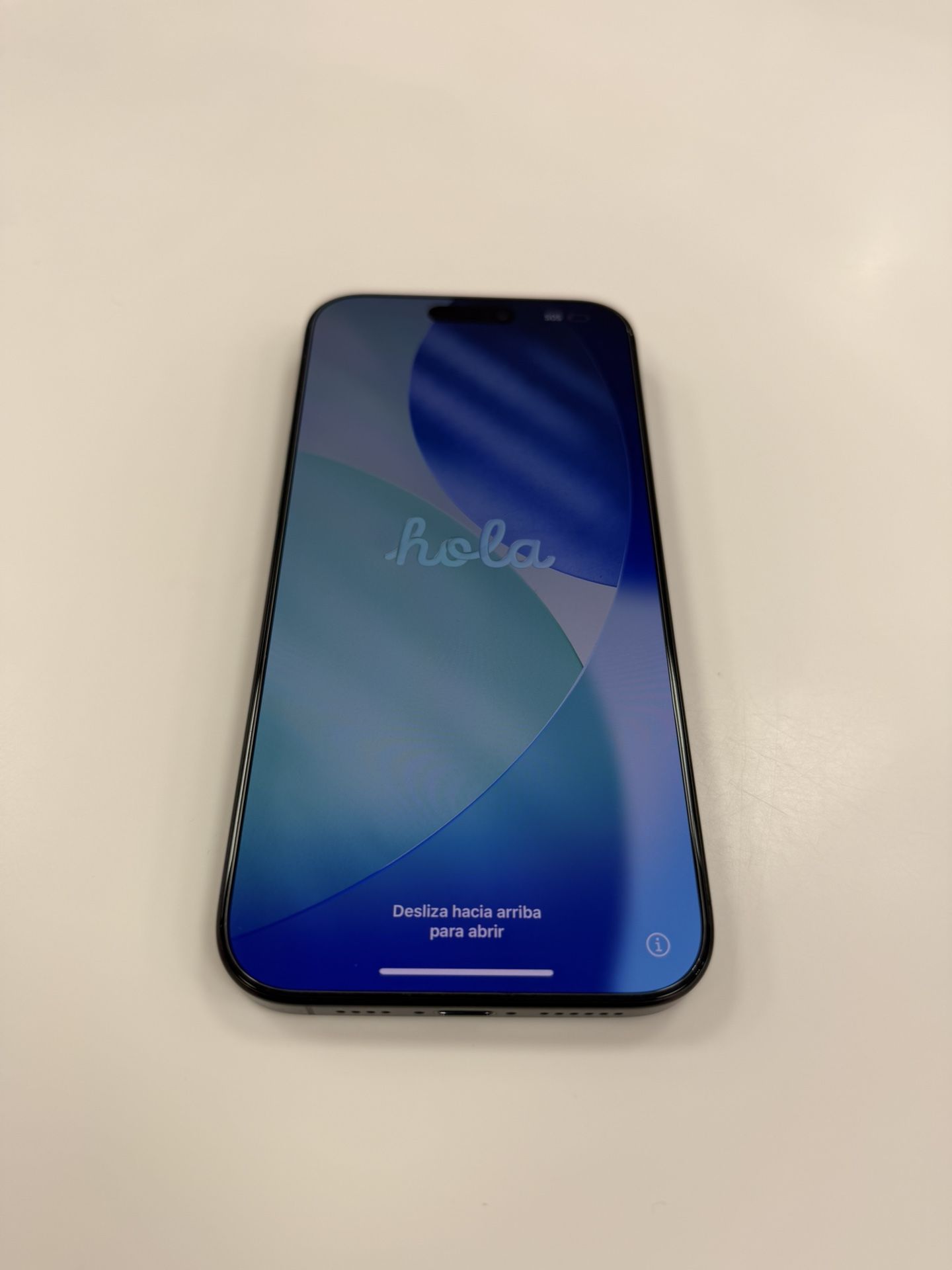 Unlocked iPhone 16 Pro max graphite 256gb