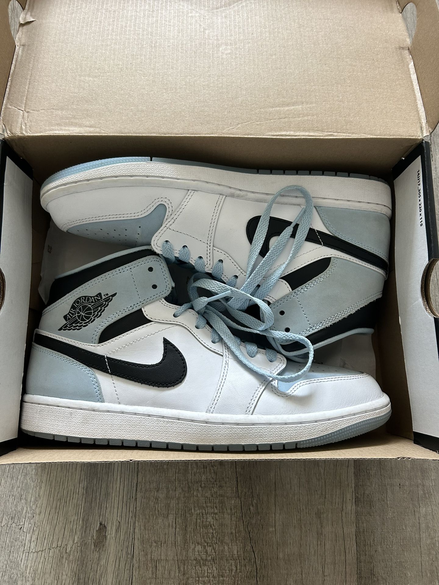Air Jordan 1