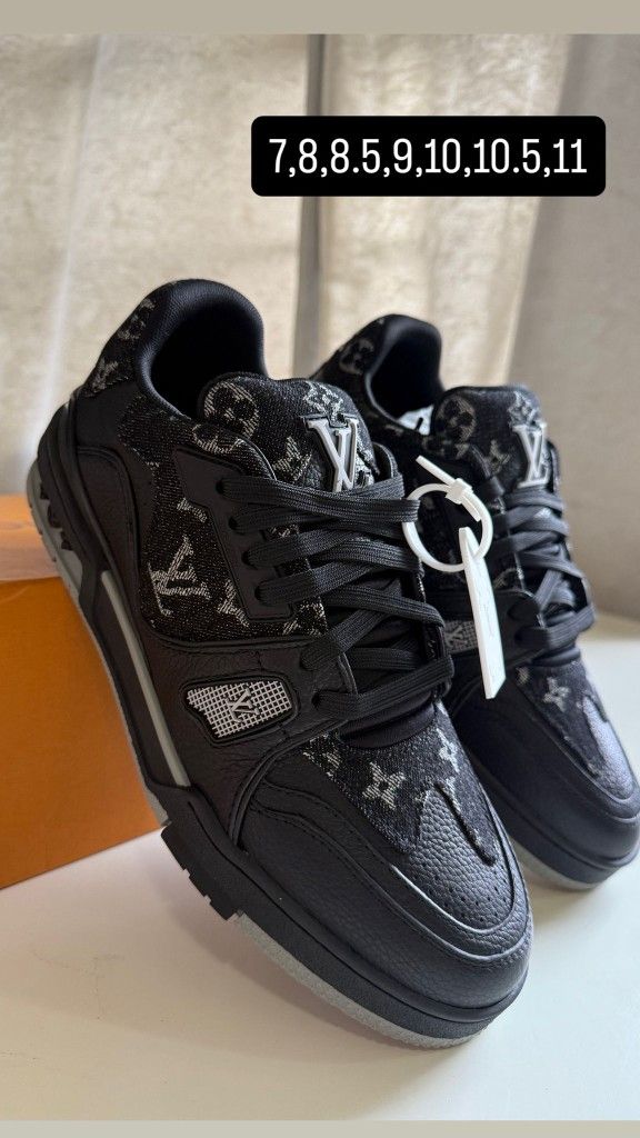 LV Shoes 280