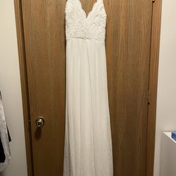 Wedding Dress/Prom Dress/Evening Gown/Floor Length Dress Size Medium (6-8)