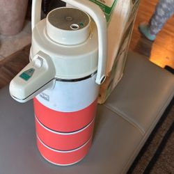 Hot and cold pump dispenser container brand new