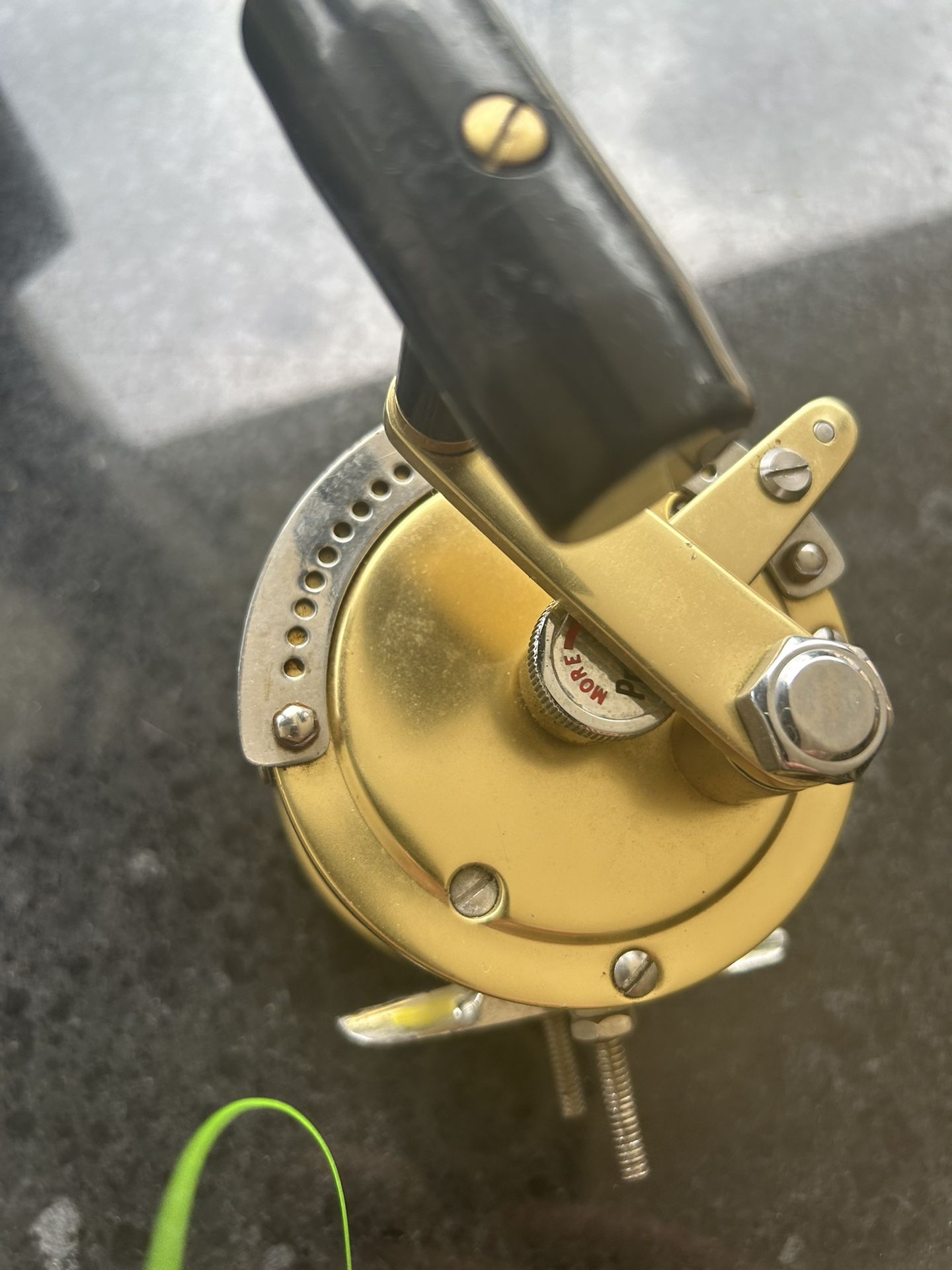 Fin-or 12/20 light off shore fishing reel for Sale in Miami, FL - OfferUp
