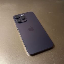 iPhone 14 Pro Max