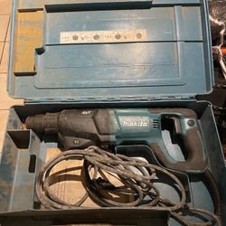 Milwaukee SDS Drill Electric Has Hammer drill , Drill Function . The Chipping Funtion Doesn’t Work  fyi but others 2 works fine . Can be tested before