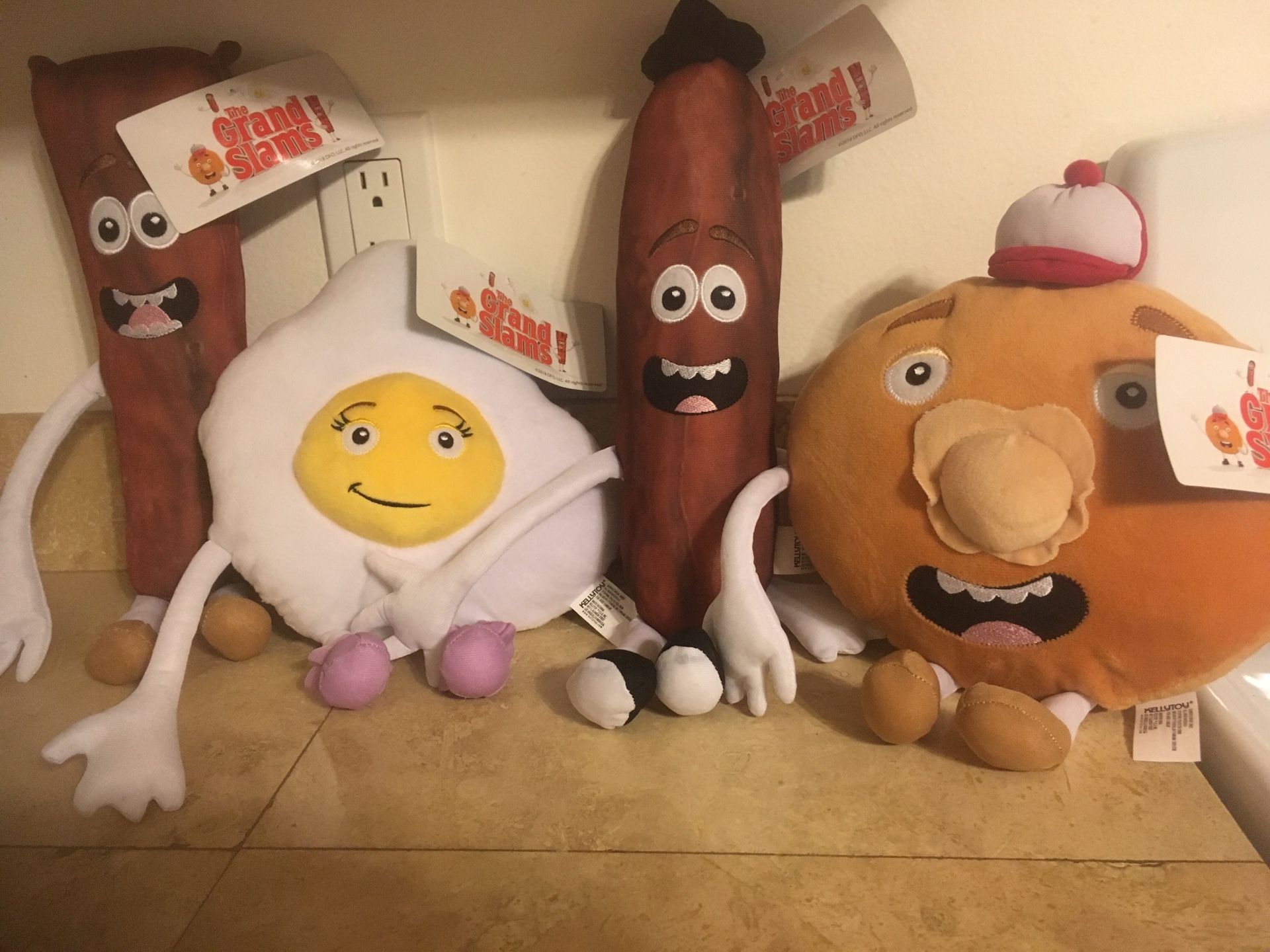 Set of Denny’s grand slam Plush set
