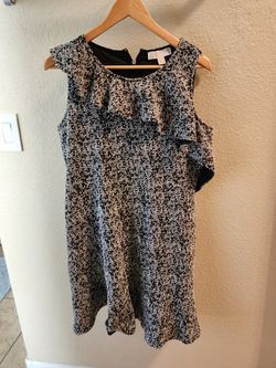 LARGE USED MICHAEL KORS DRESS 