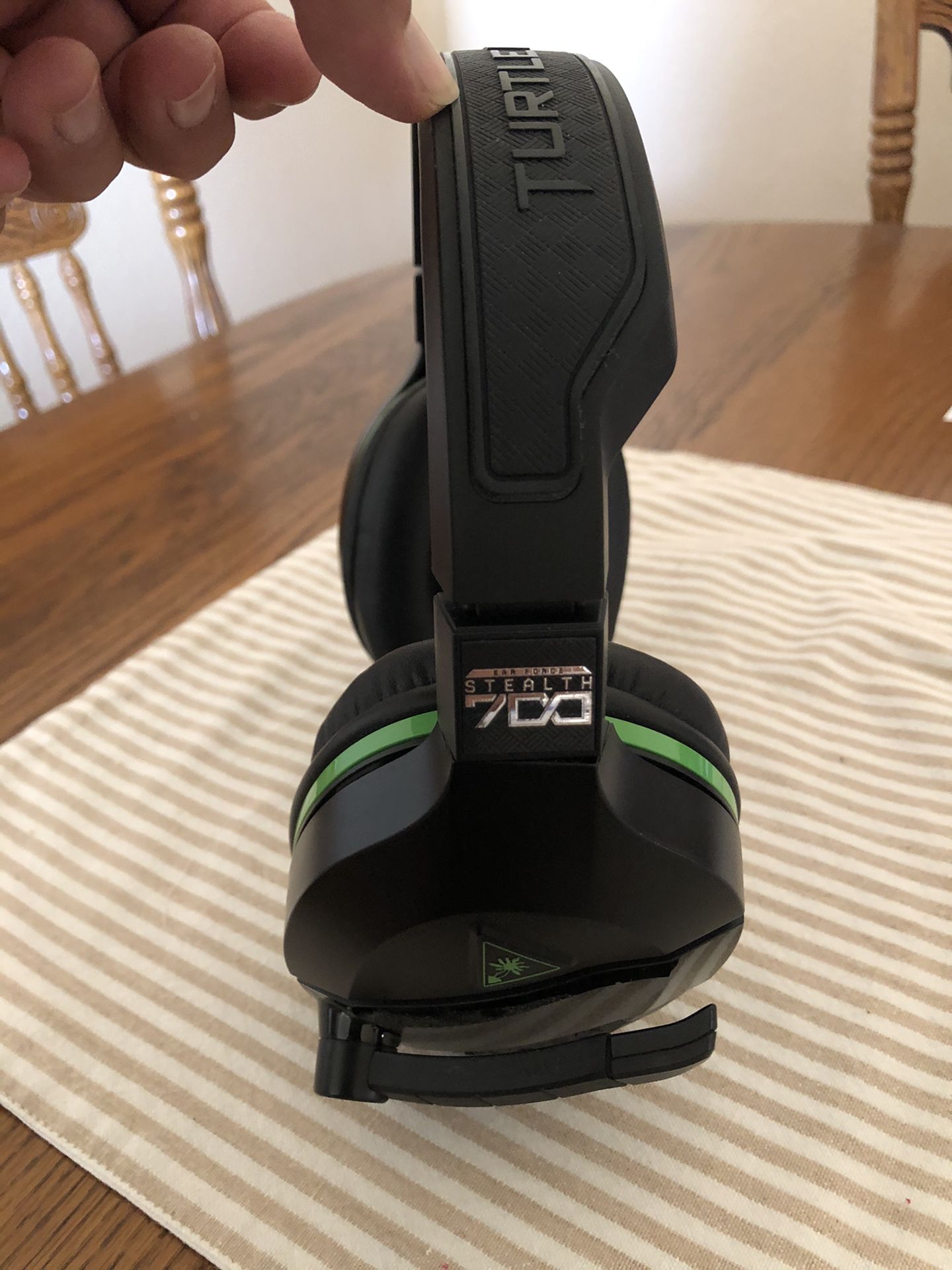 TURTLE BEACH STEALTH 700 WIRELESS GAMING HEADSET