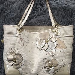 Coach bag with gold accent medium size