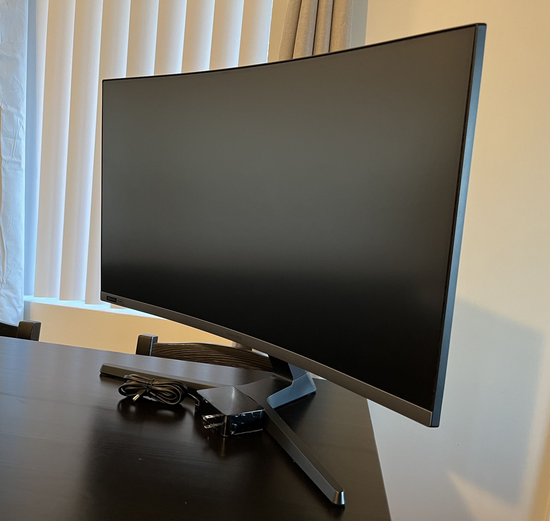 Samsung 27” Curved Gaming Monitor (240hz)