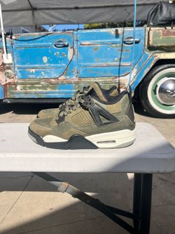 Jordan 4’s green and black size 4,5