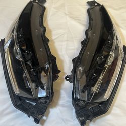 2020 Honda HR-V 2 Piece Headlight Set 