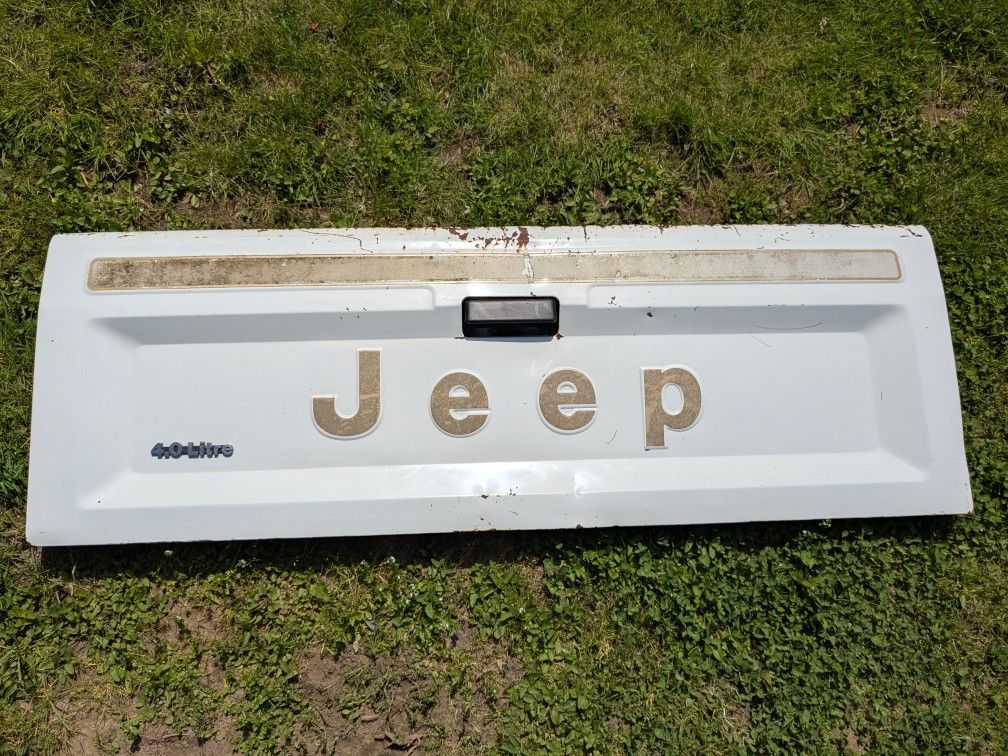 OEM Jeep Comanche MJ Tailgate