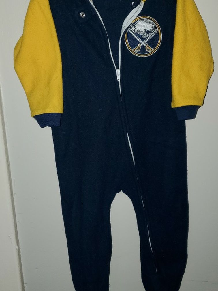 BUFFALO SABRES 12M Boys Polyester Onesie!