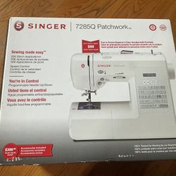 Singer 7285Q Patchwork Sewing & Quilting Machine  BRAND NEW FACTORY SEALED!   