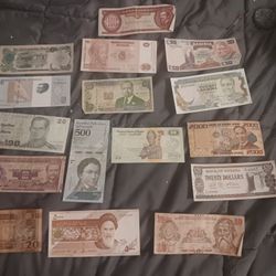 132 COUNTRIES Of Currency 