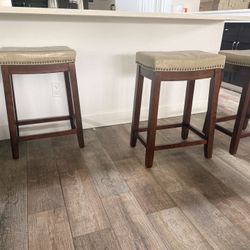 Never Used Barstools, Counter Height Set Of 4 26.5" Seat Height