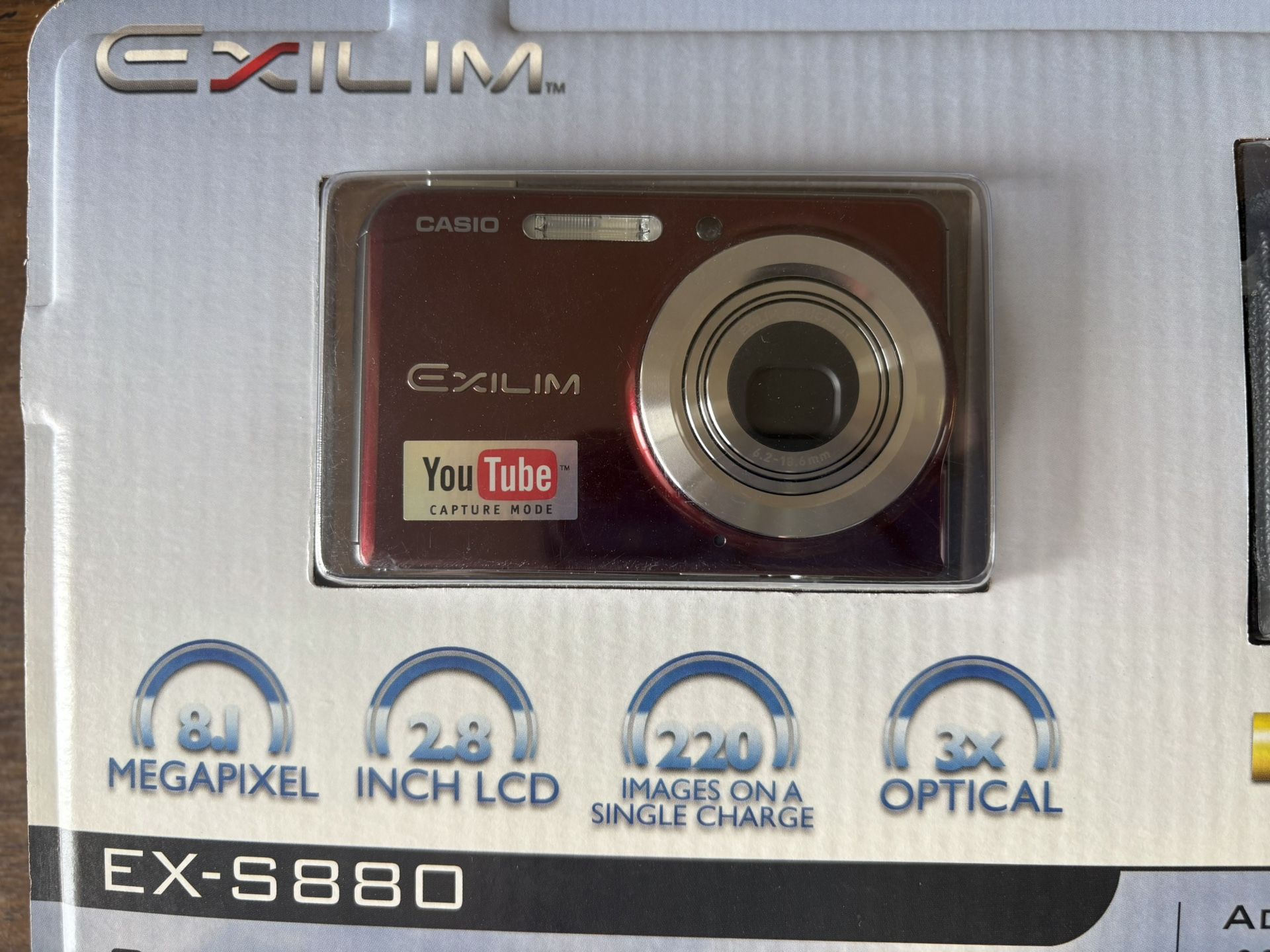 Cassio Digital Camera 8.1 MP