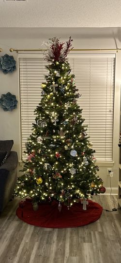 Christmas tree 7.5 Feet