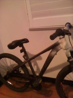 GOOD MTN BIKE(HUFFY) 24INCH $30 OBO