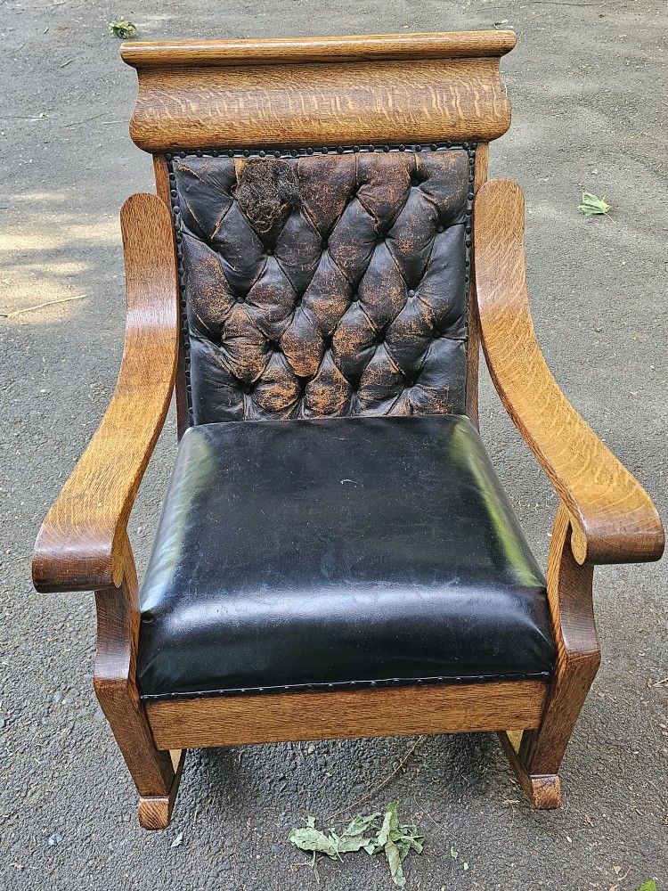 Antique Rocking Chair - Moving Make An Offer