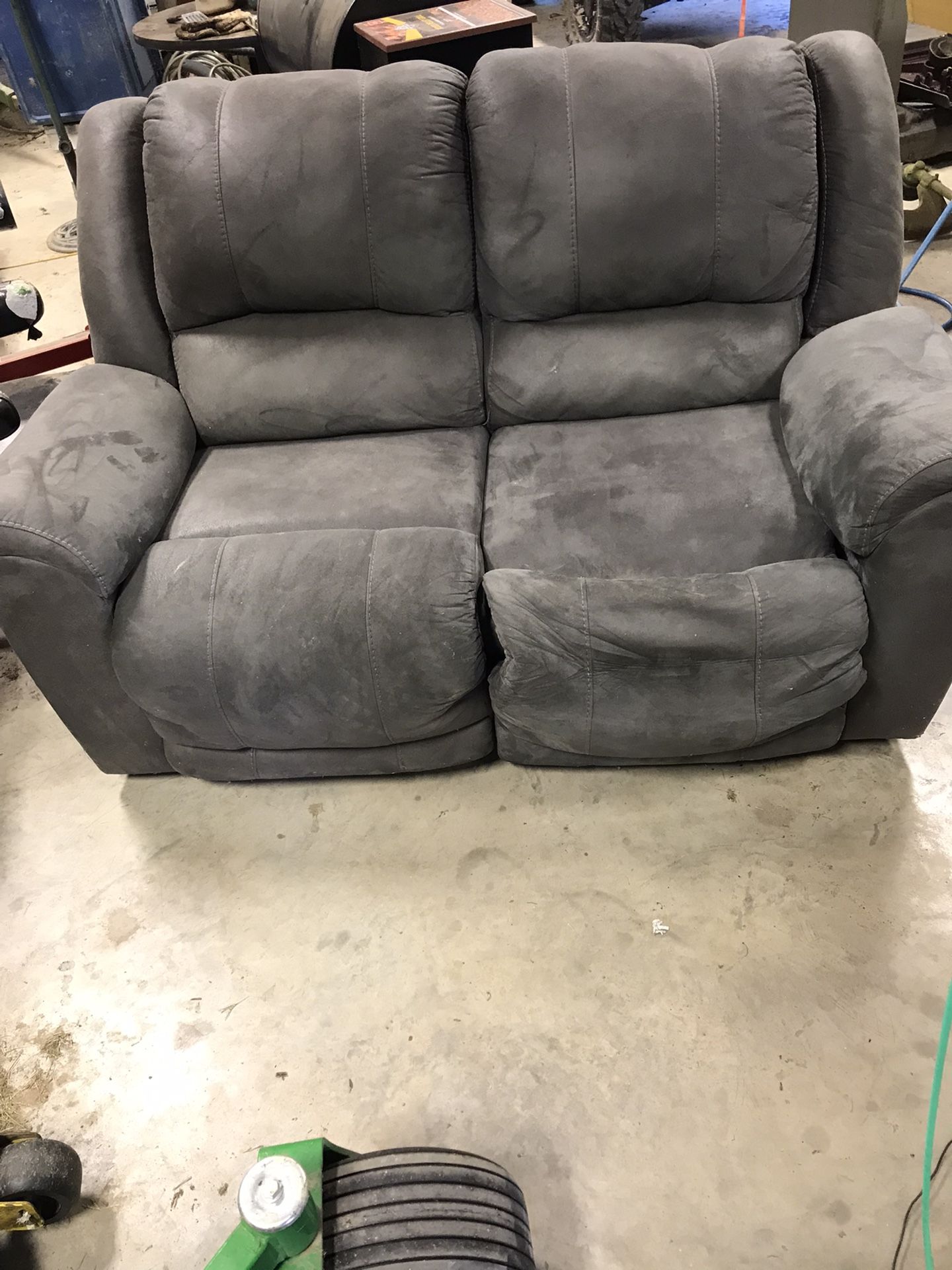 Recliner Love Seat